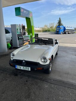 MGB USA verze levostraný řízení kabrio - 2