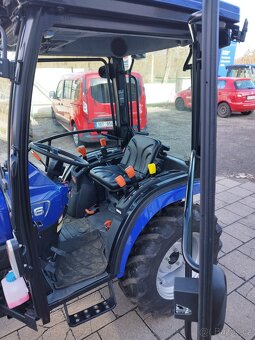 Malotraktor Farmtrac 26 4WD s kabinou - 2