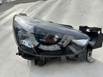 Mazda 2 DD, LED pravý přední světlomet - 2