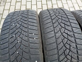 215/50/17 zimní pneumatiky Goodyear - 2