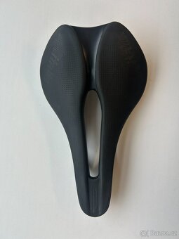 Selle Italia X Boost Superflow 145 mm sedlo černé - 2