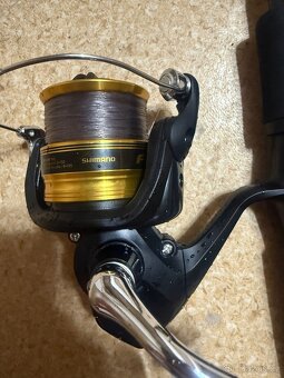 Privlacovy prut delphin+navijak shimano nove - 2