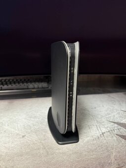 Wi-Fi router Virgin Media Super Hub (Netgear VMDG480) - 2