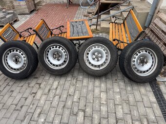 Prodám plechová kola z pneumatikami z vw tiguan - 2