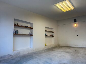 Prodám garáž 19m2 - 2