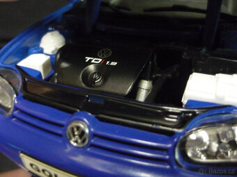 Volkswagen Golf GTI 1,9 TDI VW Revell 1/18 - 2