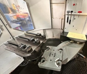 Obráběcí centra - pětiosá C 40 UP - 2