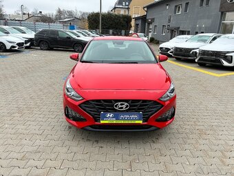 Hyundai i30 HB 1.5DPI 81kW TAŽNÉ ČR 1MAJITEL ZÁRUKA - 2