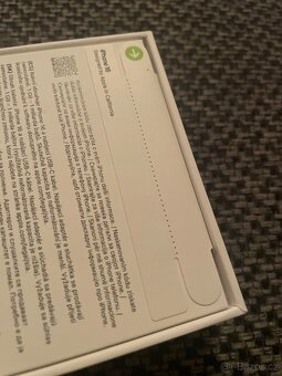 Nový iPhone 16, 256 GB růžová Originál zabalený - 2