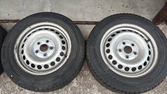 Sada plechových disků na VW T5/T6 na zimních pneu Semperit - 2