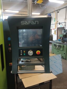 Lis ohraňovací CNC - 2