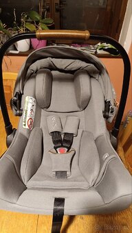 Prodám autosedačku (vajíčko) Nuna - 2