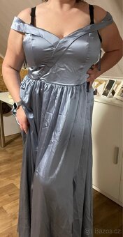 Nebesky modré plesové šaty - 2