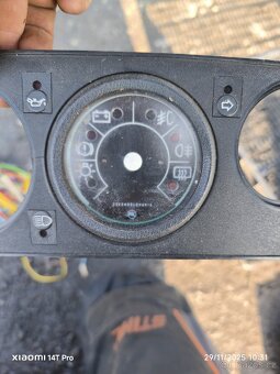 Budíky škoda 105, 120, 130l - 2