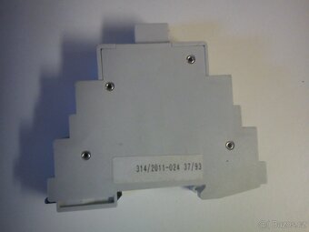 stykače,pojistky - 2