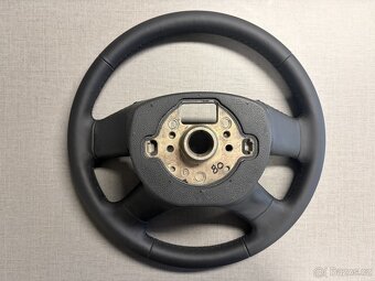 Škoda Octavia Superb Yeti - kožený volant - 2