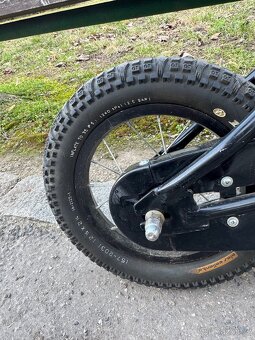 Dětske kolo 12 +pomocná kolečka - 2