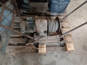 Stavební vrátek - 2