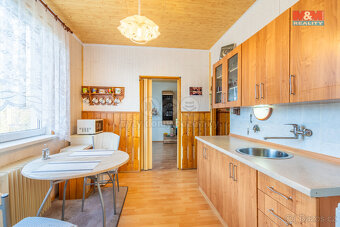 Prodej bytu 3+1, 68 m² s garáží, Kadov - 2