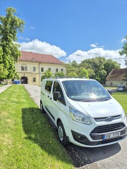 Ford transit custom 2.2TDCi 114kw Long 6 míst - 2