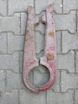 Kryt řetězu Jawa - 2