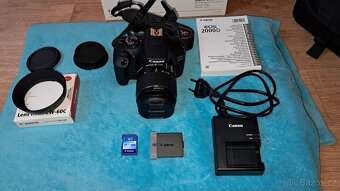 Canon EOS 2000D + 18–55 IS II – komplet sada, záruka do 8/25 - 2