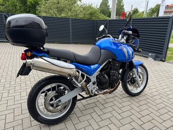 Triumph Tiger 955i - 2
