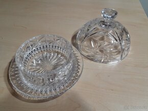 Broušená dóza (cukřenka) - 2
