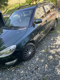 Škoda fabia 1.6tdi.77kw - 2