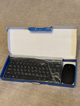 Nova plastova Klavesnice azbuka + myš, wireless - 2