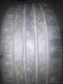 235/45R20 Continental - 2