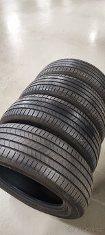 215/60/17 Nexen NFera Primus , DOT 3523, 7.4mm. - 2