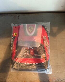 Dětský batoh Ferrari - 2