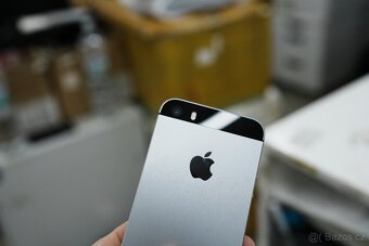 iPhone SE 2016 Jako Nový - 2