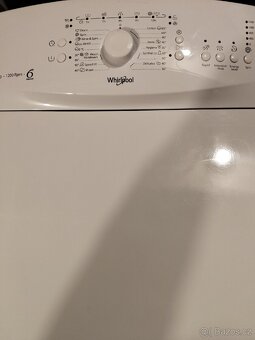 Vrchem plněná pračka Whirlpool - 2