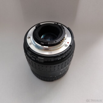 Sigma 24-70 f/3.5-5,6 Aspherical UC pro Nikon F - 2