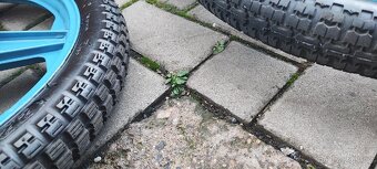 Manet Korado kola - 2