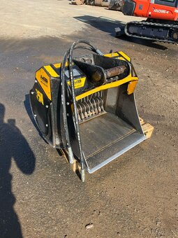 Rotorová třídička MB Crusher HDS307 frakce 0-15 - 2