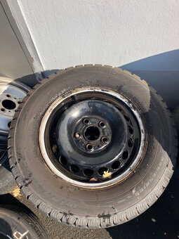 Plechový disk VW Crafter 16" + zimní pneu 235/65 R16 C - 2