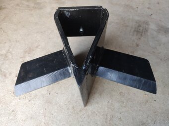 VARI Kříž štípací pro 16, 18 a 22 TON

 - 2