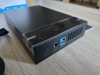 Pouzdro / box na 3,5palcový pevný disk USB 3.0 SATA - 2