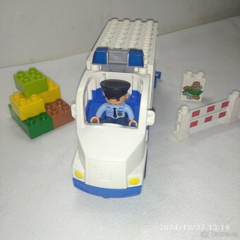 Lego duplo 5680 Policejní dodávka, nákladní auto - 2