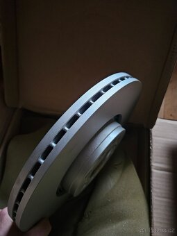 Brzdové kotúče 4B0615301C Originál - 2