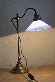 starožitná stolní lampa - 2