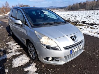 Peugeot 5008 2,0HDi 2011, 314000 km - 2