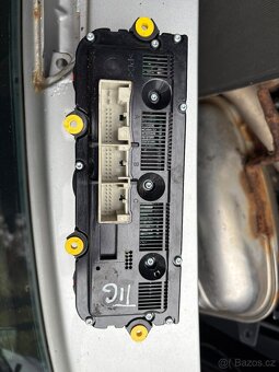 Ovládání climatronicu VW Tiguan - 2
