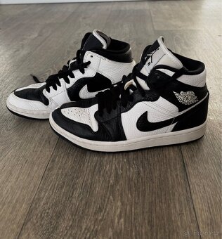 Air Jordan 1 Mid Panda - 2