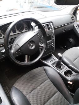 mercedes b200  245 dily - 2