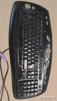 Klávesnice Logitech PS/2 - 2