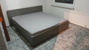 Postel manželská s kvalitní matrací - 2